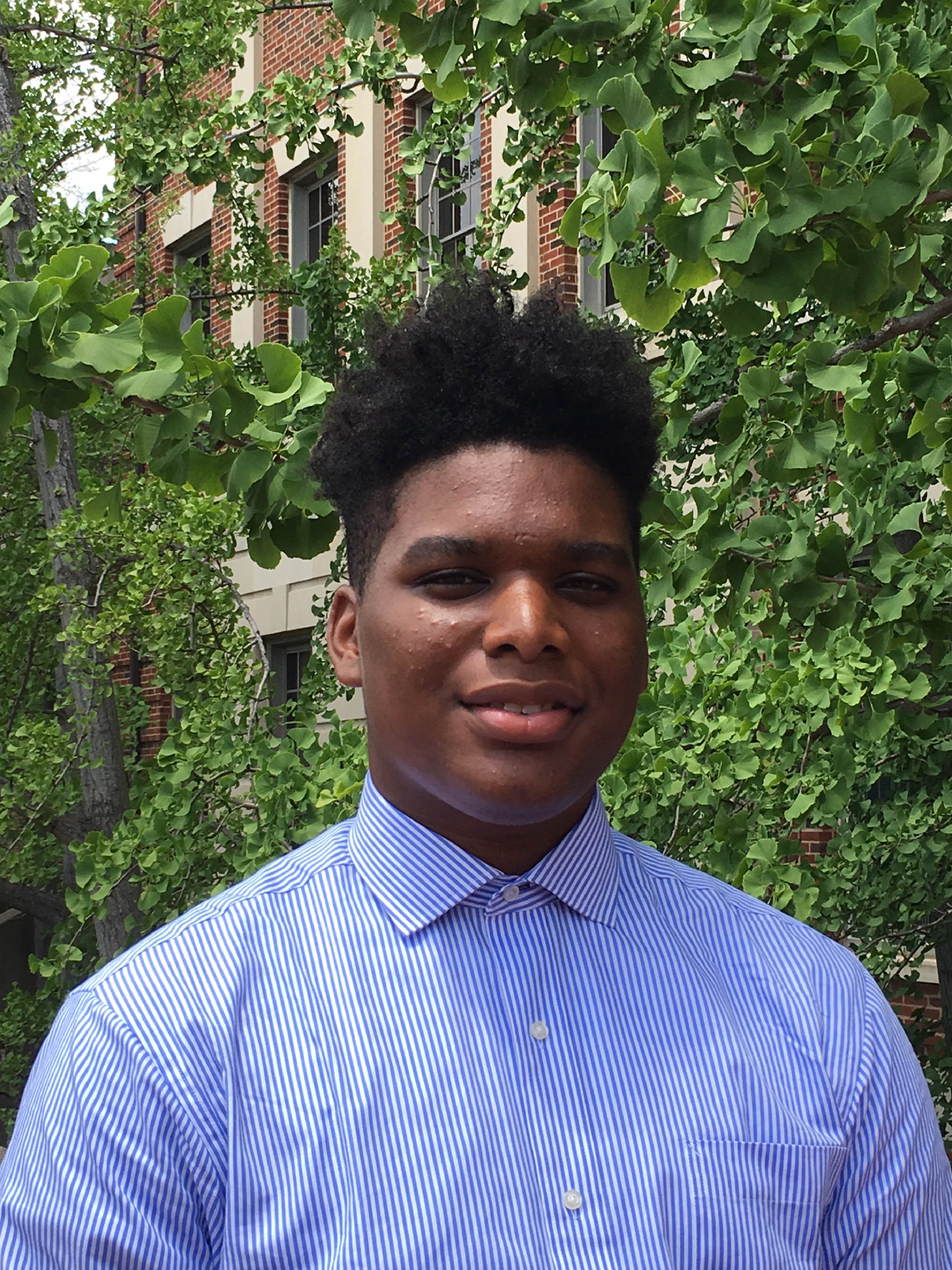 Damoni Tolson