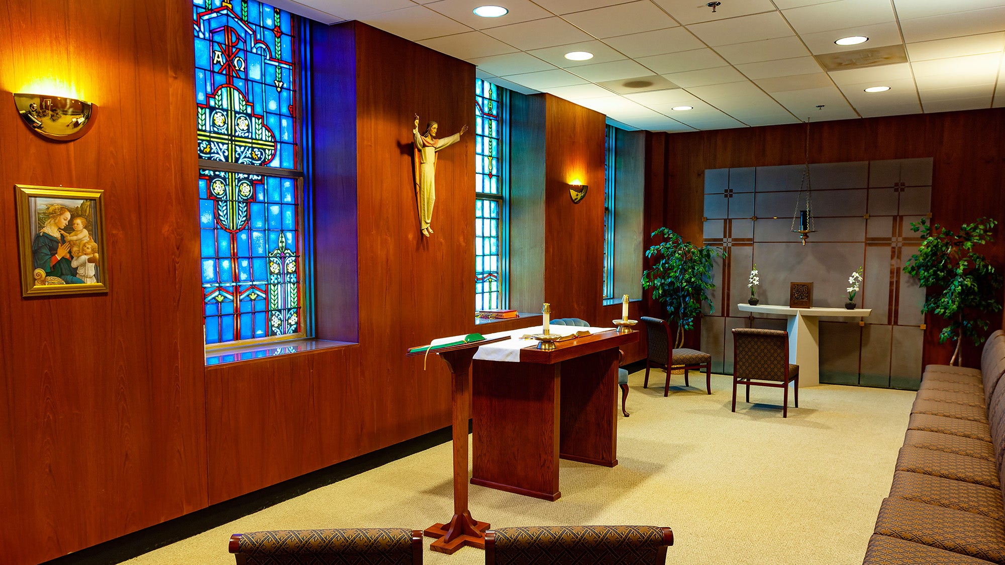 Ignatius Chapel in the Med-Dent Building
